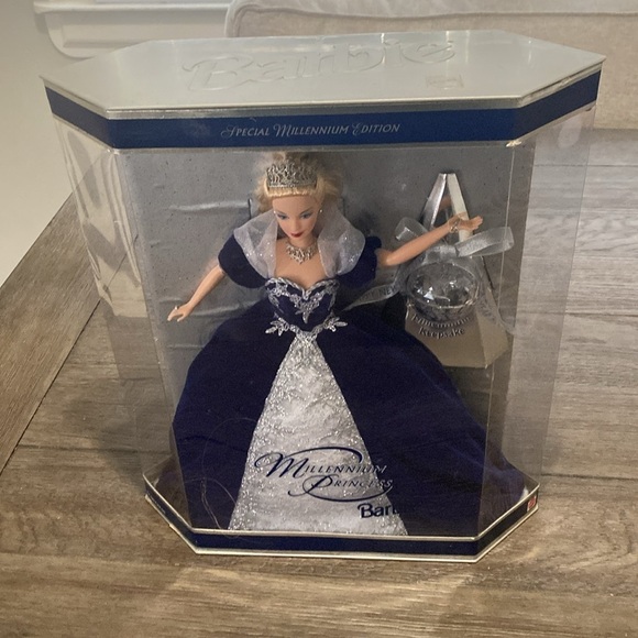 Rare Mattel Barbie Special Millennium Edition Princess Fashion Doll (24154) NRFB - Picture 10 of 10